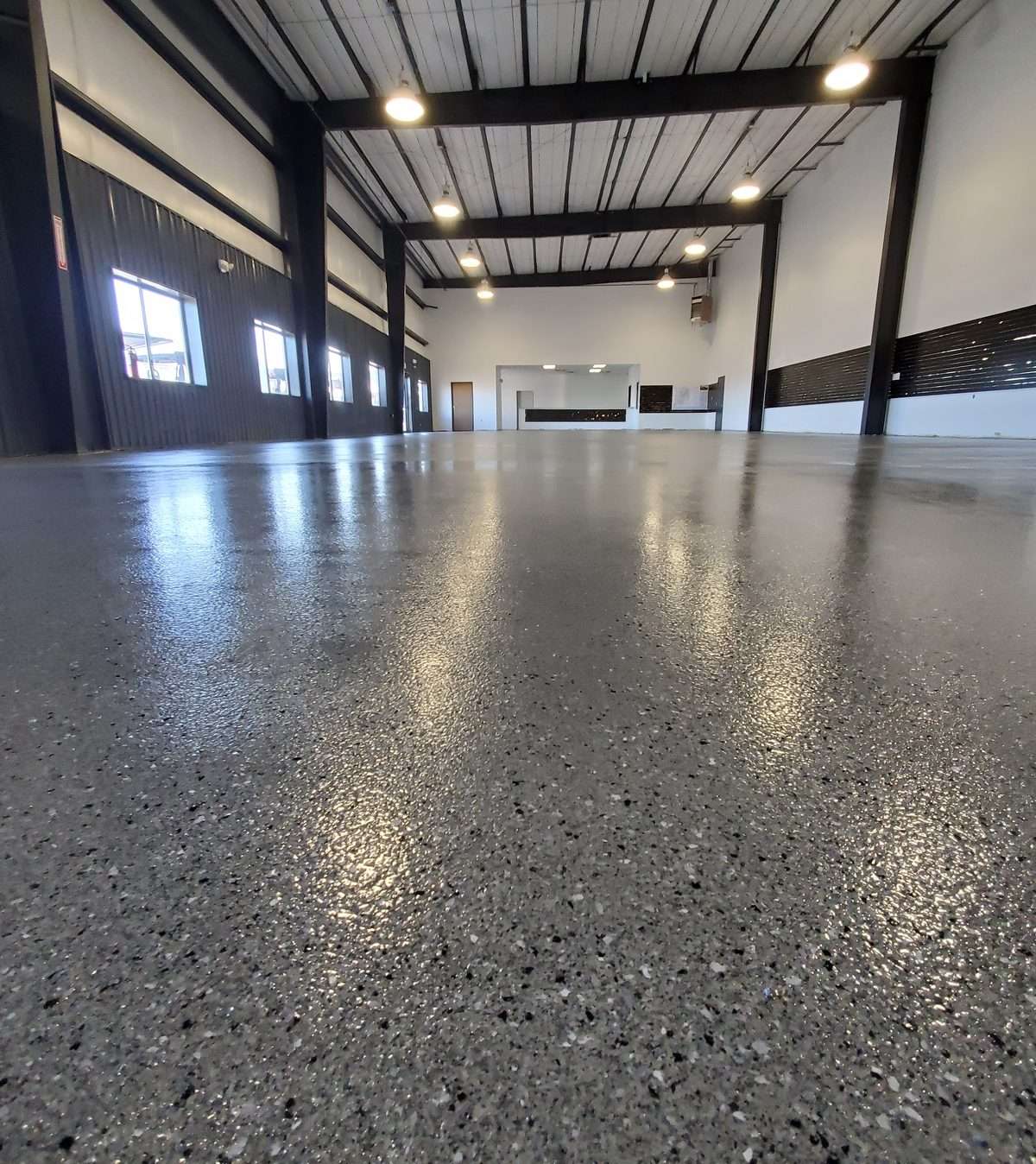 Commercial epoxy floor coating by EvrStep
